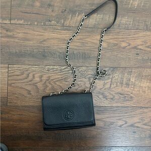 Tory Burch Black Leather Crossbody Bag with Chain Strap